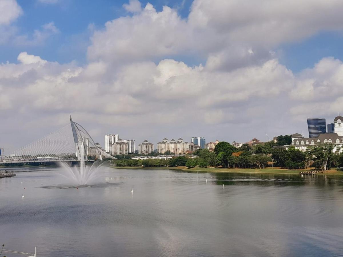 Dlake Pangsapuri Putrajaya